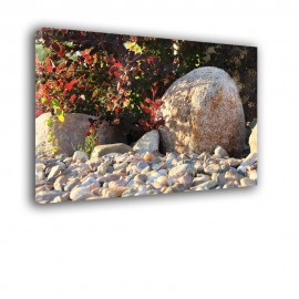Kamień na kamyczkach - obraz na płótnie nr 2522